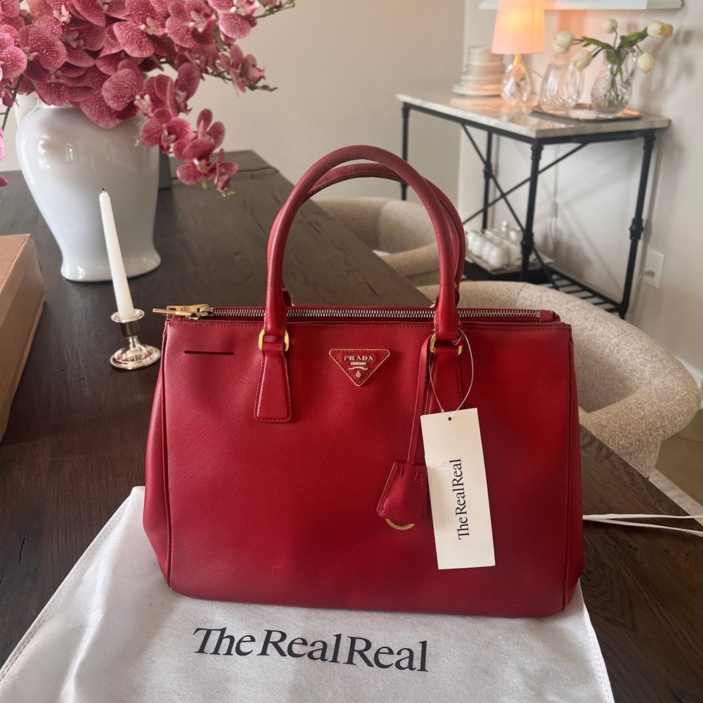 Authentic Prada Saffiano Galleria Double Zip Medium